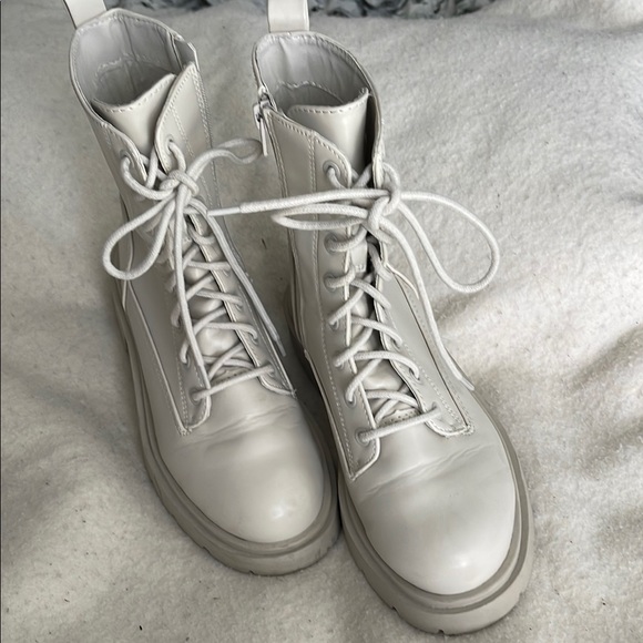 NOBO White Combat Moto Boots with High Ankle Collar - Picture 1 of 7